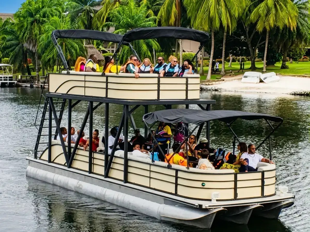 Travelers connecting during a Maximum Impact journey